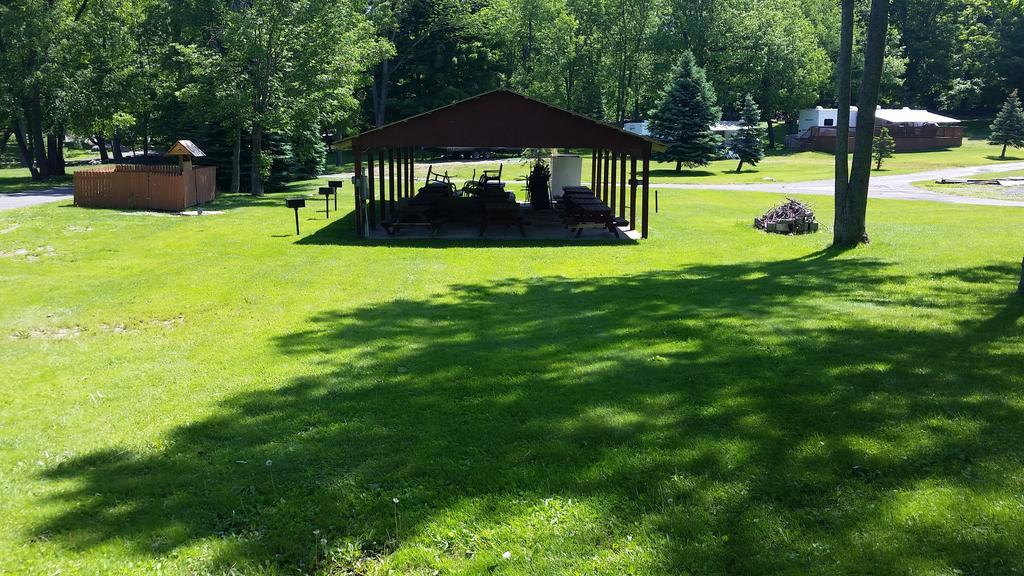 K&G Lodge Oswego Εξωτερικό φωτογραφία