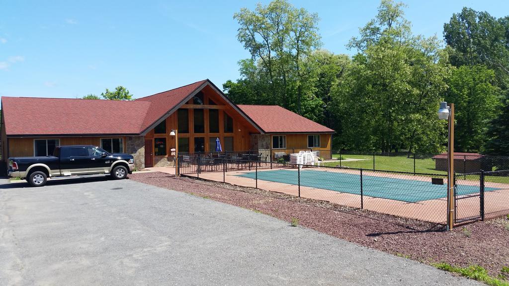 K&G Lodge Oswego Εξωτερικό φωτογραφία