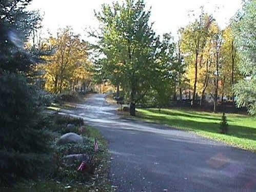 K&G Lodge Oswego Εξωτερικό φωτογραφία