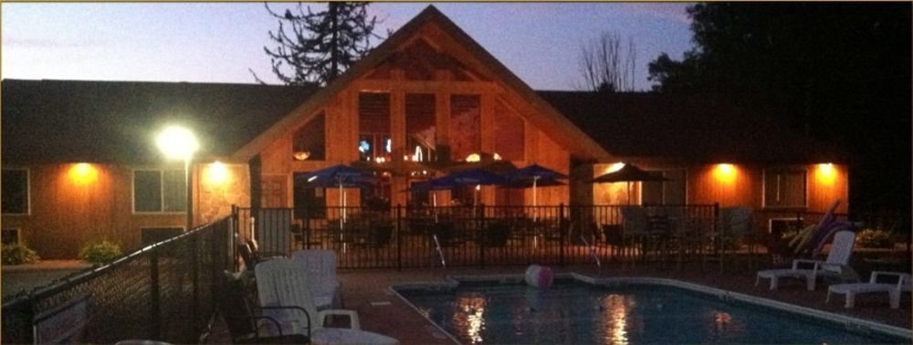 K&G Lodge Oswego Εξωτερικό φωτογραφία